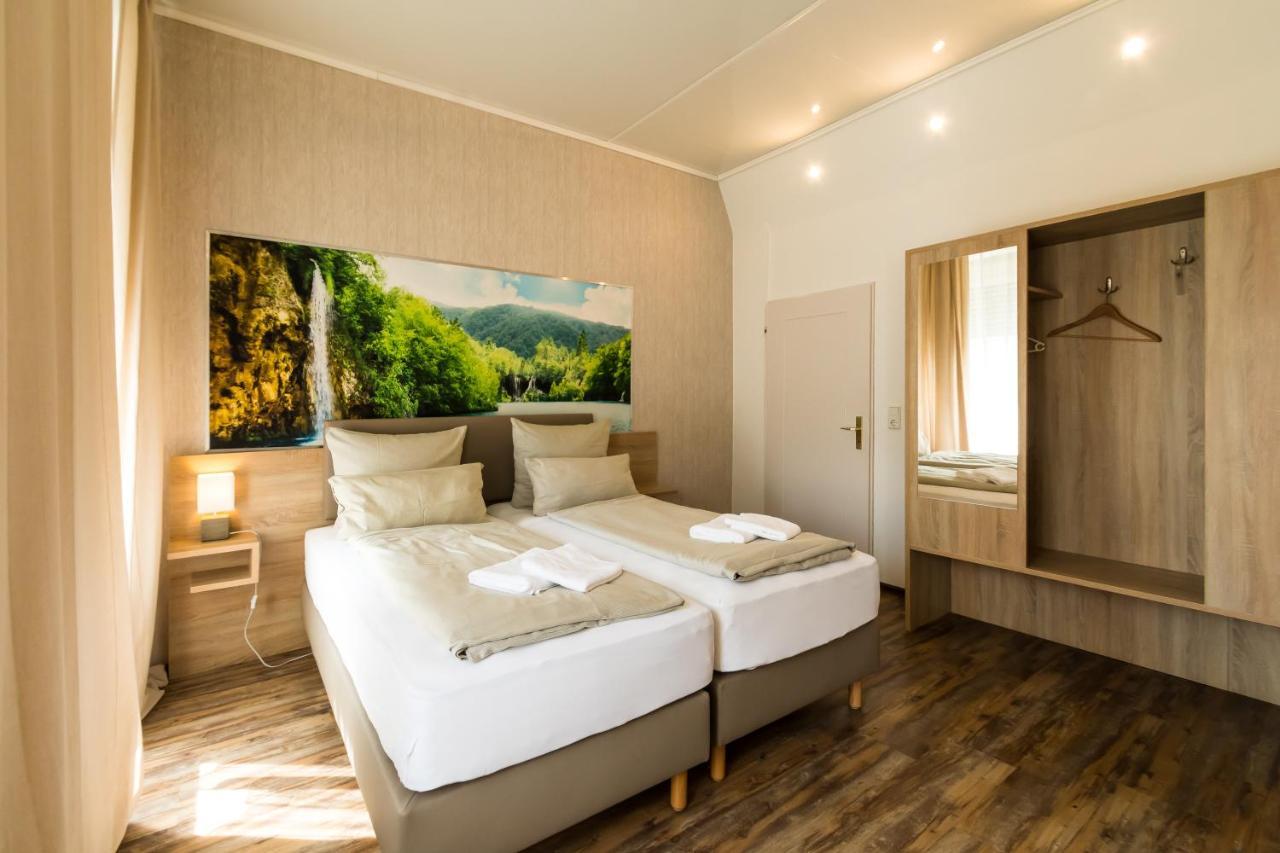 Hotel Mettlacher Hof エクステリア 写真